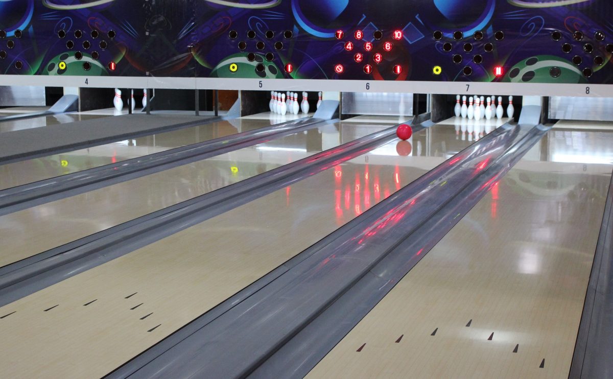 Inauguran bowling de última generación