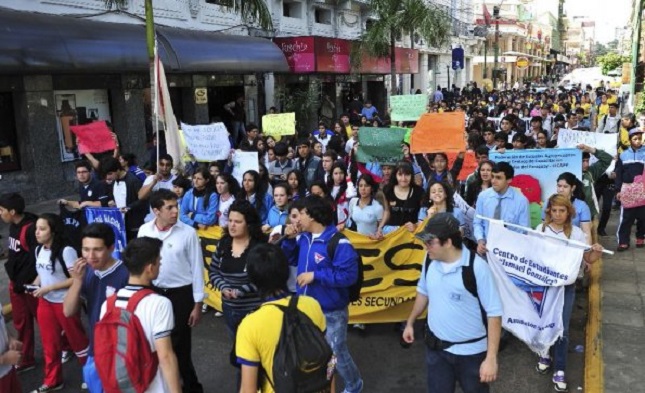 Anuncian multitudinaria marcha de estudiantes