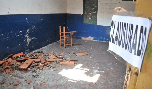 Planean demoler escuelas de Lambaré para construir aulas nuevas