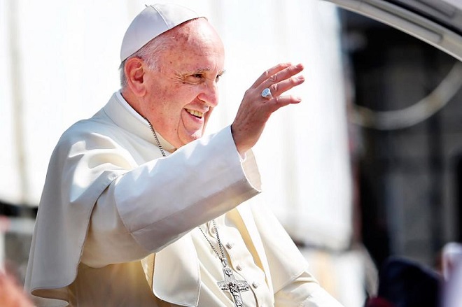 Papa Francisco llegó a Colombia