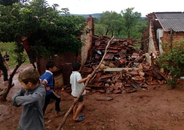 Granizo causa destrozos en Paraguarí