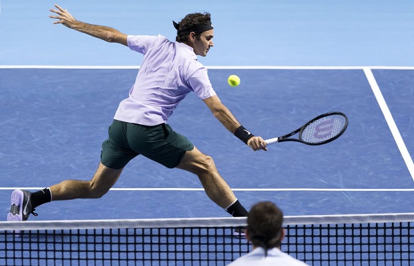 Federer es campeón en su casa