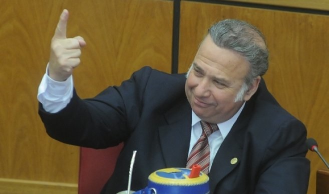 González Daher abre sumario contra su secretario