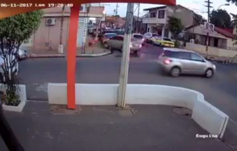 Conductor huye luego de chocar a ciclista