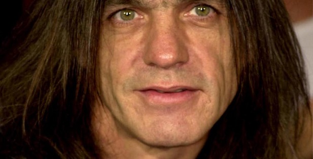 Muere guitarrista de AC/DC