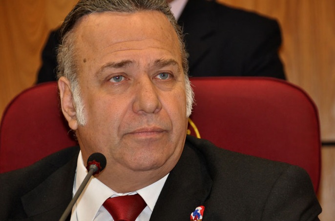 González Daher habló de prestar «servicios» a miembro del PCC
