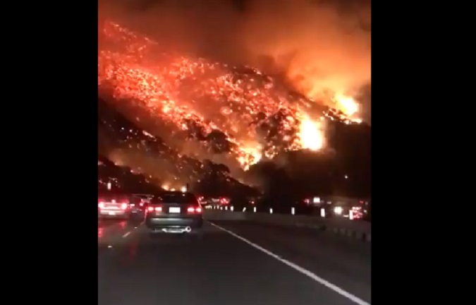 California sufre uno de los peores incendios forestales de su historia