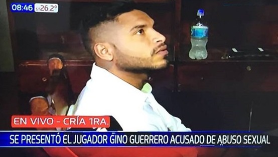 Futbolista peruano se presenta y asegura ser inocente