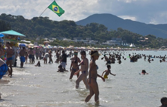 Florianópolis: Contaminación en más de la mitad de las playas