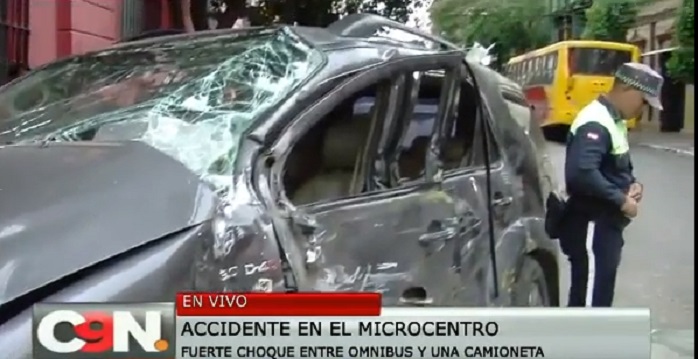 Accidente en microcentro asunceno deja dos turistas heridos