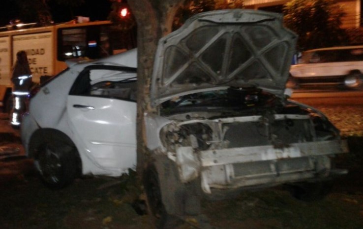 Joven muere en accidente automovilístico en Quiindy