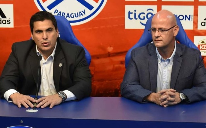 Carlos Torres renunció a la dirección de árbitros de la APF
