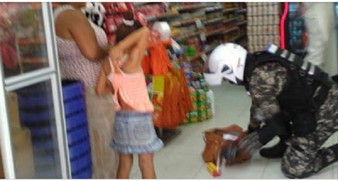 Mujer utilizaba a su pequeña hija para robar