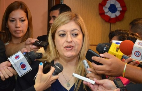 Camarista solicita juicio político a Sandra Quiñónez