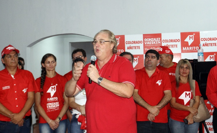 Gobernador electo, de paseo al Brasil con acusado de millonaria estafa