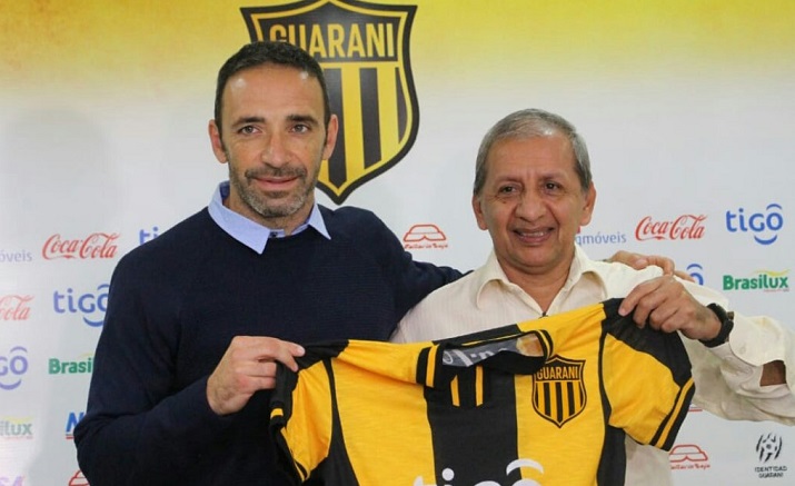 Guaraní presenta a nuevo entrenador