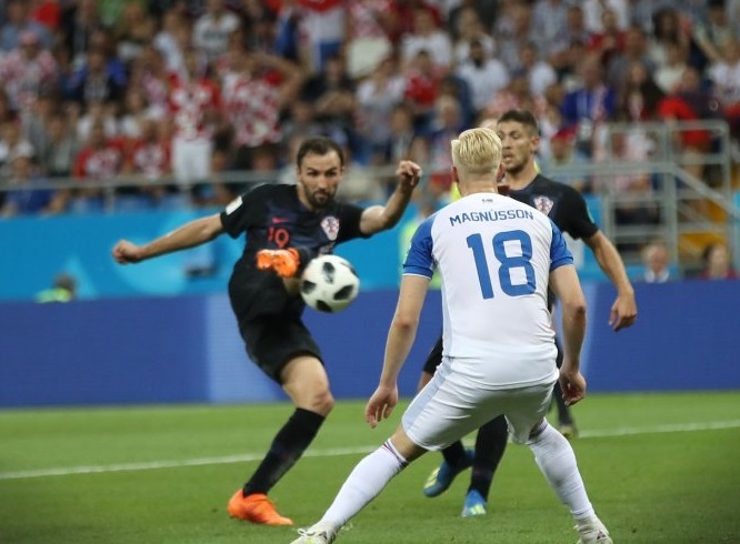Croacia triunfa y cierra con los tres partidos ganados