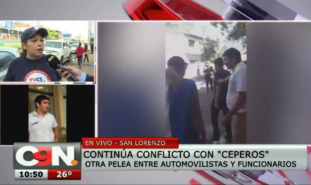 Siguen peleas entre conductores y agentes de tránsito en San Lorenzo