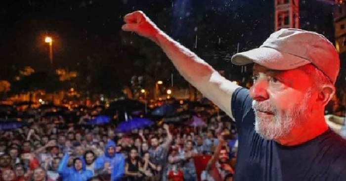 Tras conflicto judicial Lula seguirá en prisión