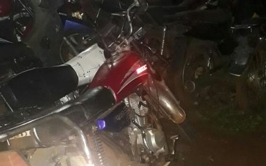 Motociclista falleció tras desviar a otro biciclo