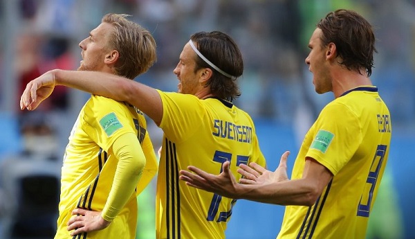 Suecia avanza al vencer en un partido parejo