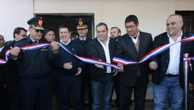 Cartes inaugura primer horno para quemar drogas en Paraguay