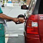 Emblemas privados se suman “apenas” a reducción de combustibles
