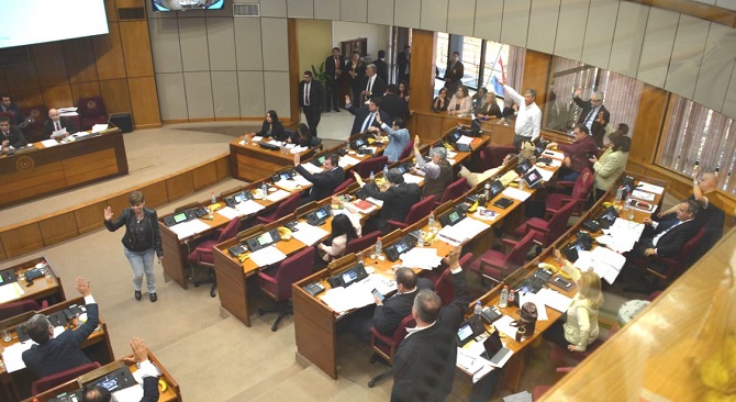 Senadores dan acuerdo para Alderete para dirigir Itaipú