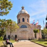 Calor intenso y lluvias aisladas marcan el feriado nacional