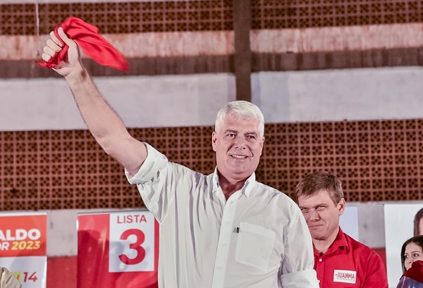 Wiens promete generar 1 millón de empleos