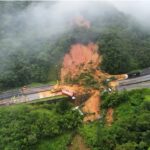 Deslizamiento de tierra en ruta a Camboriú deja dos muertos