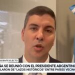 Santiago Peña y comitiva se reúnen con el presidente argentino Alberto Fernández
