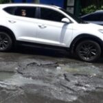 ¡Alerta! Cráter en avenida España genera caos vehicular