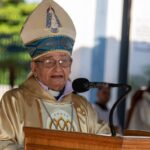Obispo denuncia despilfarro del dinero público y alerta sobre cambio climático en emotiva homilía