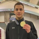 Matheo Mateos triunfa en campeonato de natación en Estados Unidos