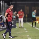 Víctor Bernay deja la dirección técnica de Cerro Porteño