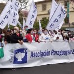 Enfermeras exigen desprecarización laboral en movilización nacional