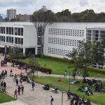Colombia ofrece becas de posgrado para estudiantes