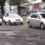 Baches en Mariscal López generan caos vehicular y riesgos