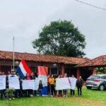 Padres suspenden clases por reclamo de rubros en Guayaybí