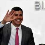 El presidente Santiago Peña planea dos nuevos viajes en mayo