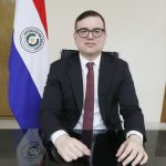 Hijo de Nicanor defiende dictadura stronista