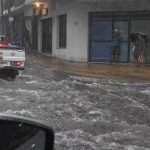 Persisten lluvias y riesgo de tiempo severo