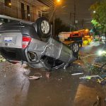 Joven perdió el control de su auto y terminó volcando en Ñemby: sufrió heridas leves
