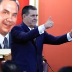 Implantan marcapasos a Horacio Cartes