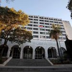 Imputan a traumatólogo por muerte de joven en 2024