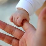 El Ministerio de la Niñez promueve la adopción, pero ciudadanos dicen que esperan años para adoptar y enfrentan muchas trabas