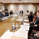 Víctimas de la mafia de los pagarés presentaron hoy un pedido de juicio político contra César Diesel y otros funcionarios de la Corte