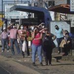 Reguladas de buses agravan caos y siniestros viales