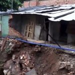 Colapsa muro del arroyo Paraguarí y amenaza viviendas en Barrio Obrero
